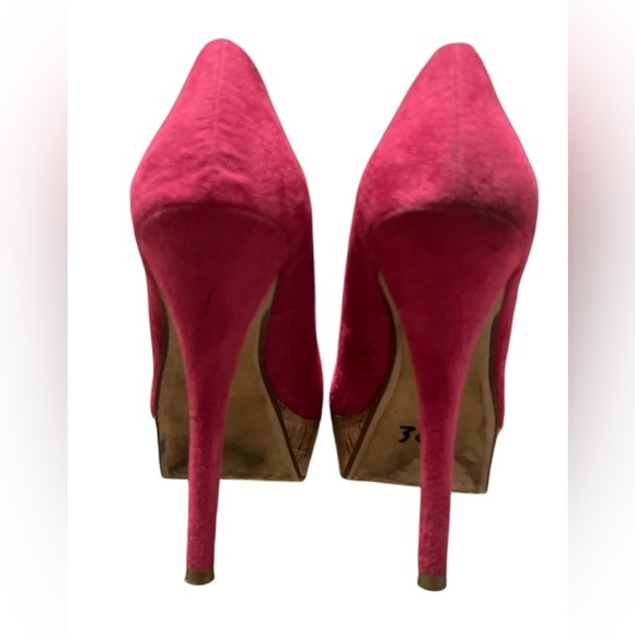 Vibrant Pink Platform Heels 👠 with Cork Base - Picture 2 of 5